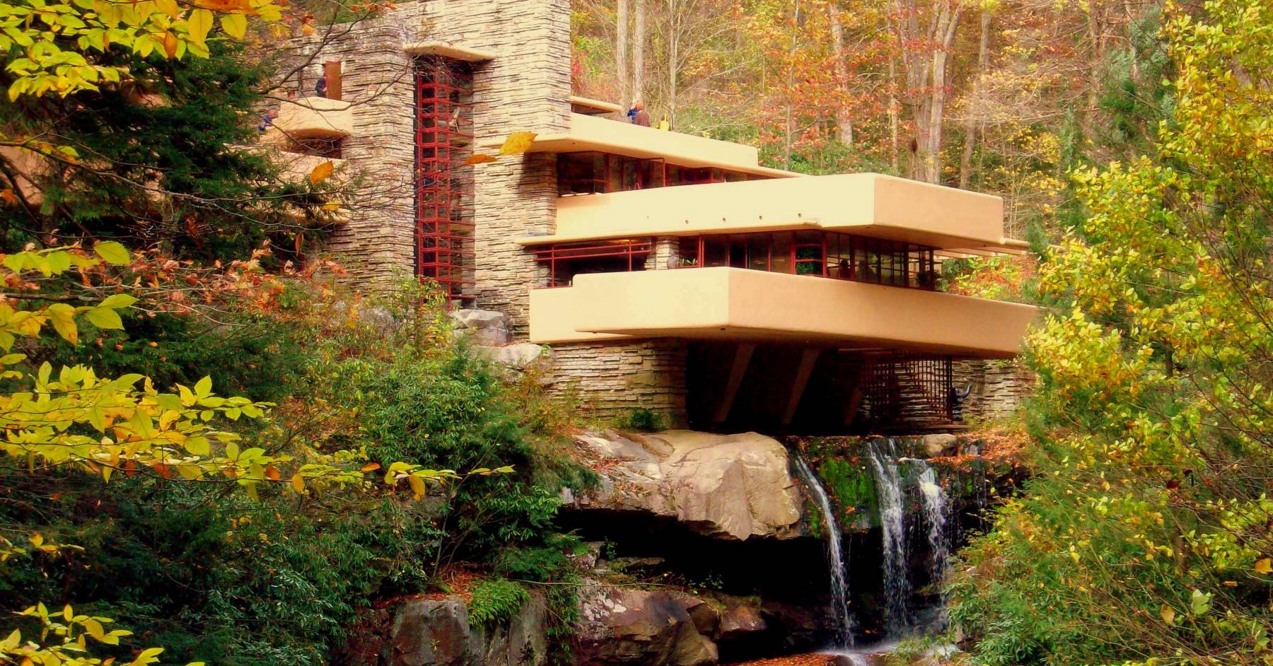 Fallingwater - ფრენკ ლოიდ რაითის არქიტექტურული შედევრი