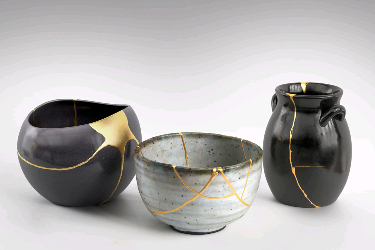 kintsugi pottery