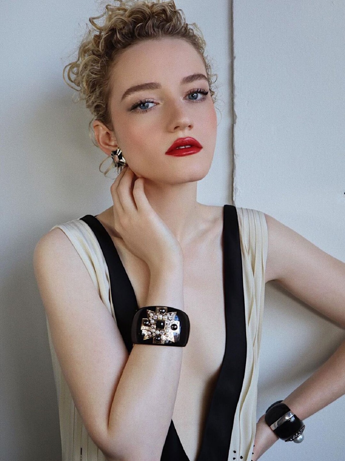 Julia Garner