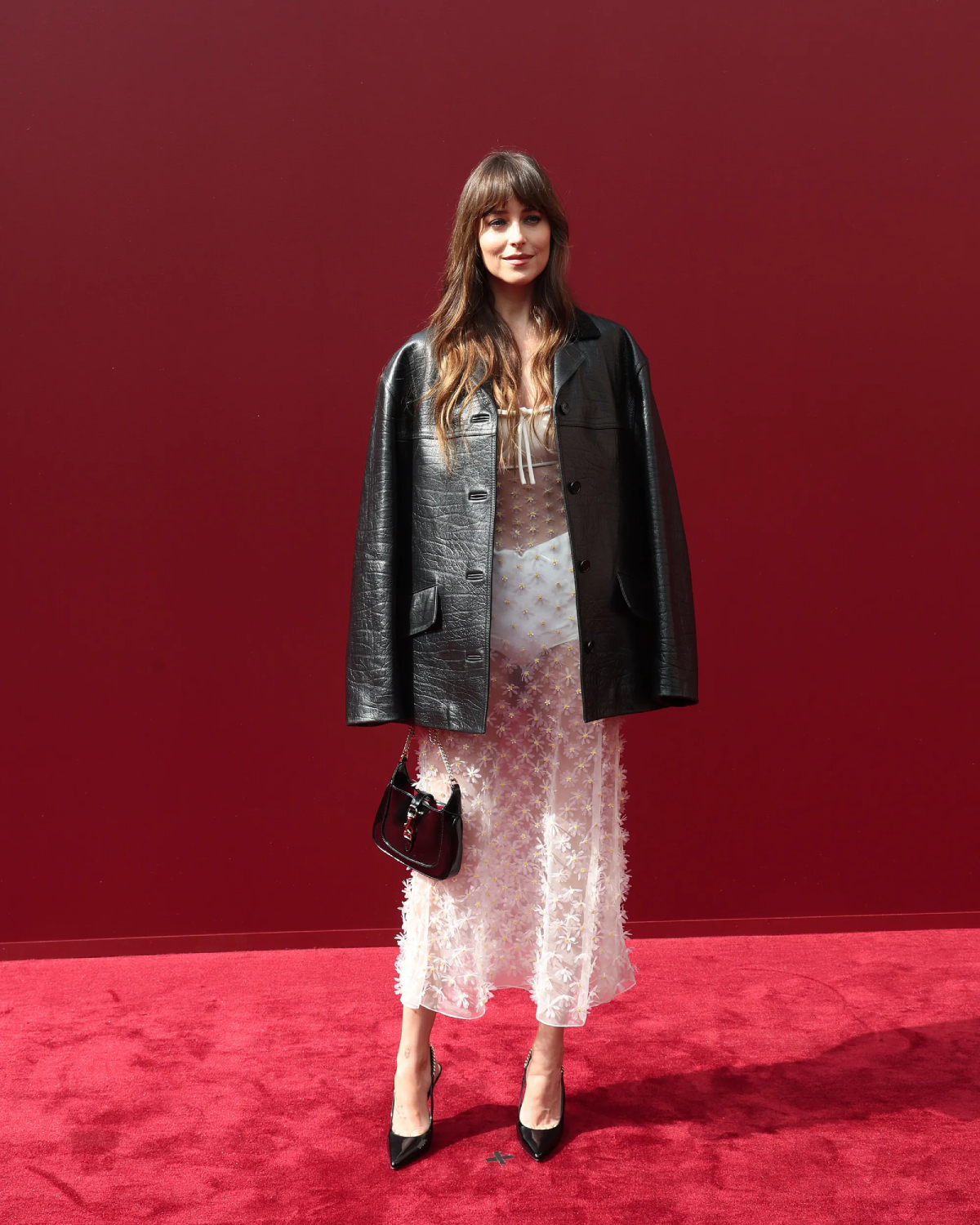 dakota johnson, milan fashion week, gucci, მილანის მოდის კვირეული, დაკოტა ჯონსონი, გუჩი