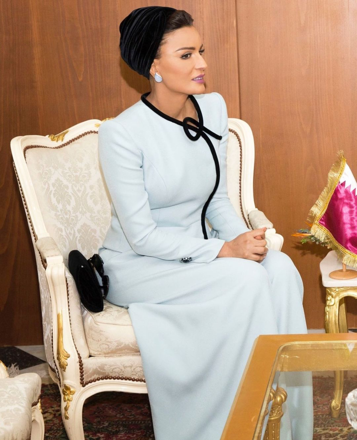 შეიხა მოზა ბინთ ნასერ ალ-მისნედი, Moza bint Nasser, კატარის სამეფო ოჯახი