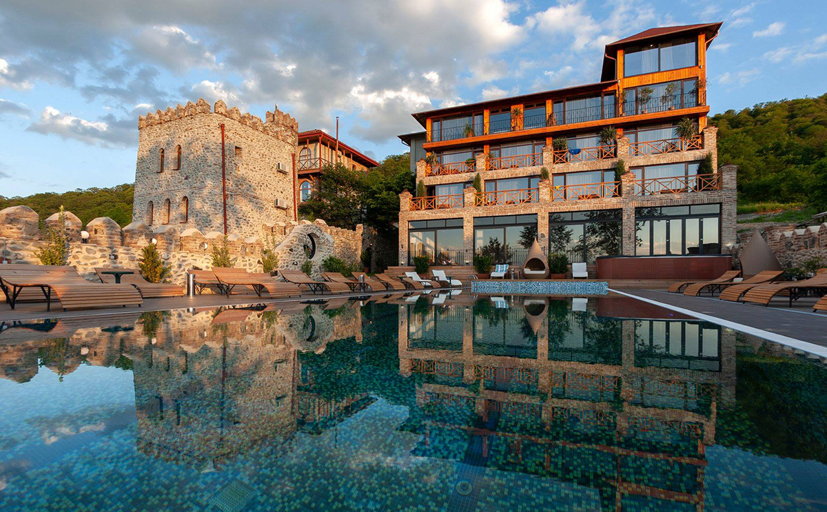 Chateau Mere, შატო მერე